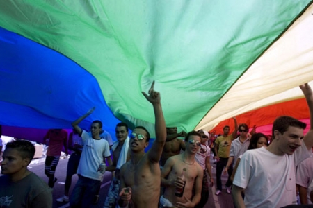 Homoseksuālistu praidā Brazīlijā piedalās vairāk nekā divi miljoni cilvēku (Bilde 4)