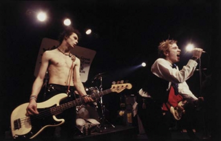 Britu panku leģenda "The Sex Pistols" pirmo reizi uzstāsies Rīgā  (Bilde 1)