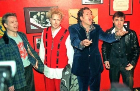Britu panku leģenda "The Sex Pistols" pirmo reizi uzstāsies Rīgā  (Bilde 2)