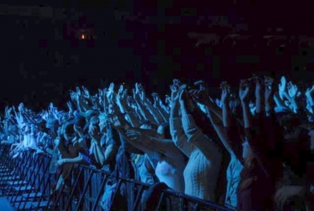 "R.E.M." koncerts Rīgā - labākais "Accelerate" turnejas ietvaros (Bilde 3)