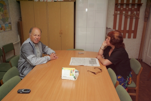 Alfrēds Rubiks sarunās ar sievietēm no uztraukuma svīst (foto) (Bilde 4)