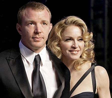 Madonna Gajam Ričijam par laulības šķiršanu gatava maksāt $ 60 miljonus  (Bilde 3)