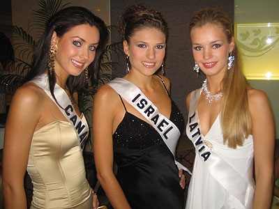 Kokoreviču "Miss Model of the World 2008" atzīst par skaistākās sejas īpašnieci  (Bilde 2)