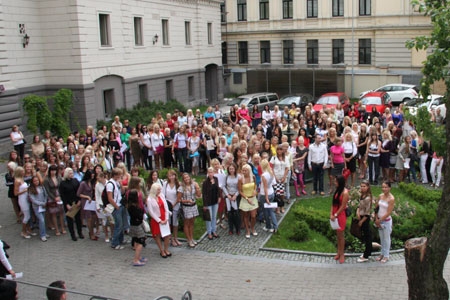 Garas rindas veidojās arī šova „Latvijas Princese 2009” atlasē (FOTO) (Bilde 2)