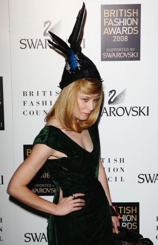 Īru dziedātāja apgalvo, ka Lady GaGa nozagusi viņas stilu FOTO (Bilde 3)