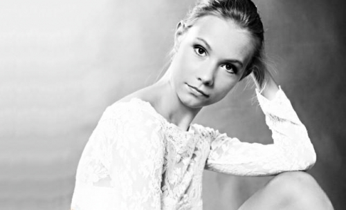Kas Elzai Stirnai kopīgs ar "Vogue Paris"? (FOTO) (Bilde 1)