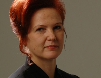 Āboltiņa uz Pērnavas ielas gandrīz notriekusi gājēju