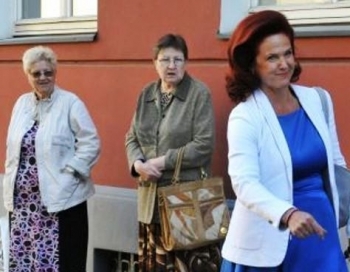 Prezidents Vējonis ļaušot Āboltiņai atkāpties ar godu