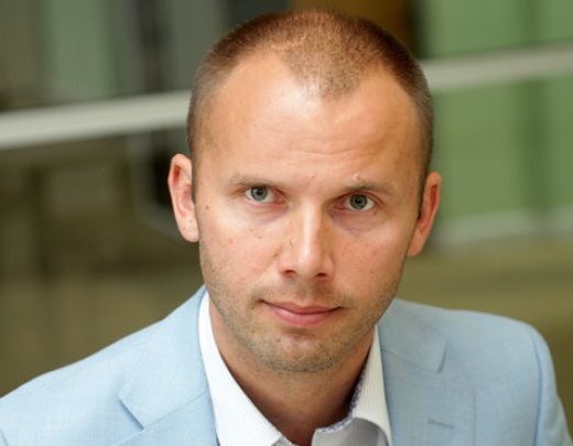 Marģers Zeitmanis. "Gatavais labdaris vai likumīgs zaglis?"