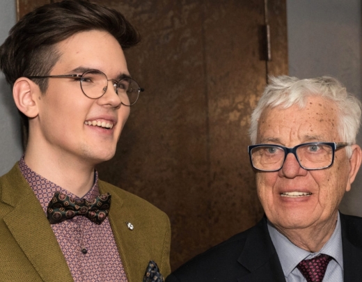 Meiteņu elks The Ludvig pirmoreiz runā par tēta zaudēšanu autokatastrofā