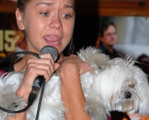 Arī AISHAI ir ļoti muzikāls suns (FOTO)