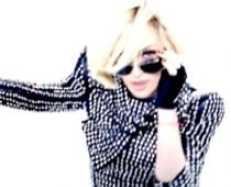 Madonnai jauna rotaļlieta – 24g.v. izredzētais FOTO