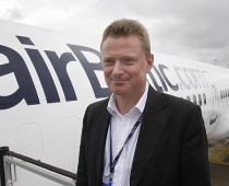Fliks var lidot ar nopirkto airBaltic zīmolu, Latvija paliks muļķos...