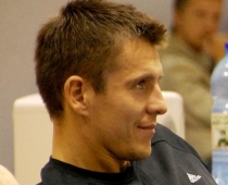Sandis VALTERS gulšņā uz rezervistu soliņa (FOTO)
