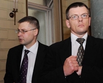 Dombrovskis: Repše vairs nebūs finanšu ministrs