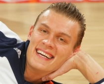 Andris BIEDRIŅŠ kļūs par tēti