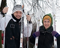 Zelta Zivtiņas jaunieši uz slēpēm (FOTO)