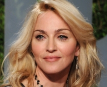 Madonna iesniedz pretprasību pret sava fonda "Raising Malawi" bijušo valdi