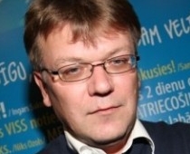 Štokijs izceļas ar stulbumu: niknumā pamet tiešā ētera studiju- SMIEKLĪGS AUDIO