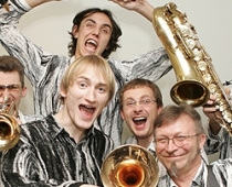 Liepājā viesosies rock & roll grupa "Keksi"