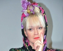 Rīgas modes nedēļas krāsainākie un stilīgākie viesi (FOTO)