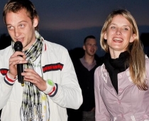 KEMLERE dzimšanas dienu nosvin uz kuģa kopā ar jauno draugu (FOTO)