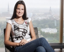 Skaistumkaraliene Djadenko otrā mazuļa gaidībās