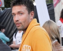 Janičenoks uz "Prāta vētras" koncertu dodas ar draudzeni (FOTO)