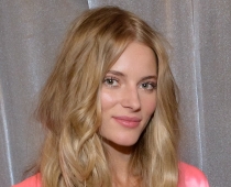 Modele Ieva Lagūna par dalību šī gada Victoria's Secret šovā