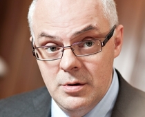 Robertam Ķīlim veiks steidzamu sirds operāciju