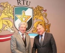 Rīgas Brīvosta un RTU vienojas par sadarbību speciālistu sagatavošanā