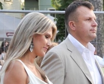 Šleseri sagaidījuši meitiņu