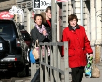 Zatlers slēpj savas attiecības (Paparaci)