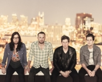 Pārdots jau 10 000 biļešu uz Kings of Leon koncertu