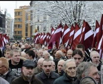 Krievi pie Brīvības pieminekļa gatavo provokāciju ar laivām