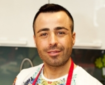 Roberto Meloni olas ripinās kopā ar itāļu draugiem