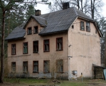 Divi draugi desas dēļ trešo nospārda līdz nāvei