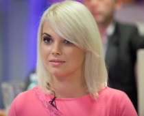 TV šova duračka Violeta, kuru draud pamest vīrs...