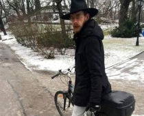 Tiek lūgta palīdzība žurnālista Māra Zandera nozagtā velosipēda atrašanā