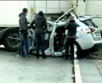 Ģimenes šaušalīgās autokatastrofas versija. Iespējams, pašnāvība