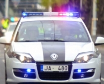 Cēsu pusē latviešu dāmīte noķerta uz 206 km stundā