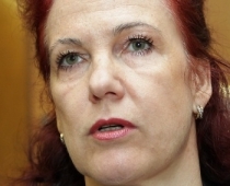 Solvita Āboltiņa neko nezina. Vai politiķes karjerai ar to nebūs beigas?