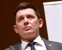 Artuss Kaimiņš un Maestro Pauls ir pilnībā pret Latvijas simtgades svinēšanu