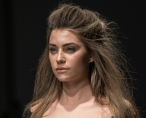 Pazīstamās dizaineres Katjas Šehurinas modes skate Rīgas modes nedēļā
