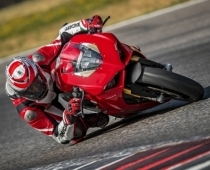MOTOCIKLS 2018! Pasaules karstākie motociklu jaunumi Ķīpsalā