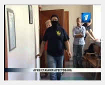 Pēc piecu gadu slēpšanās īpašā specoperācijā Ēģiptē aiztur skandalozo Rīgas Domes kukuļņēmēju, korumpanti Āriju Stabiņu