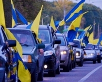 Uzmanību zibakcija! Auto Brīvības brauciens ar Ukrainas karogiem gar Krievijas vēstniecību. Aicināti visi!