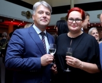 Alga 7800 EUR mēnesī no nodokļu maksātāju naudas! Nosaukts par hronisku dzērāju. Tiesībsargs Juris Jansons