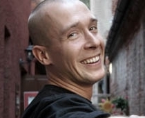 Reperis Gustavo atzīmēs savu 30.dzimšanas dienu