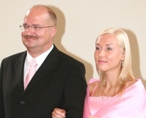 Vents Krauklis pieķerts melos pret savu ģimeni